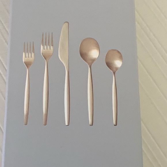 West elm Sidney sold stainless steel flatware 5- piece set - Picture 4 of 11